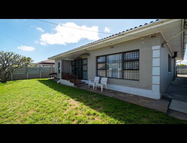 3 BEDROOM HOUSE FOR SALE IN CHURCHILL ESTATE